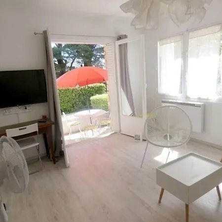 Les Mouettes 8 * Six-Fours-les-Plages