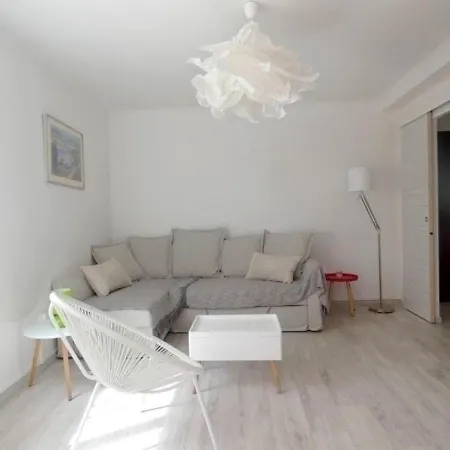 Les Mouettes 8 Apartman *